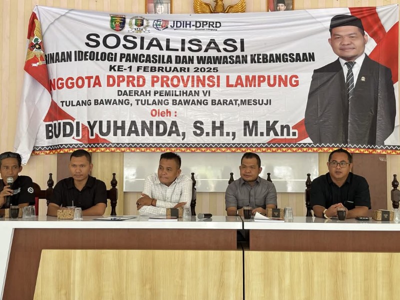 Anggota DPRD Lampung, Budi Yuhanda, menyosialisasikan PIPWK di Balai Desa Mekar Sari dan Desa Mekar Jaya, Tanjung Raya, Mesuji, Sabtu (15/2) 2025). (Istimewa)