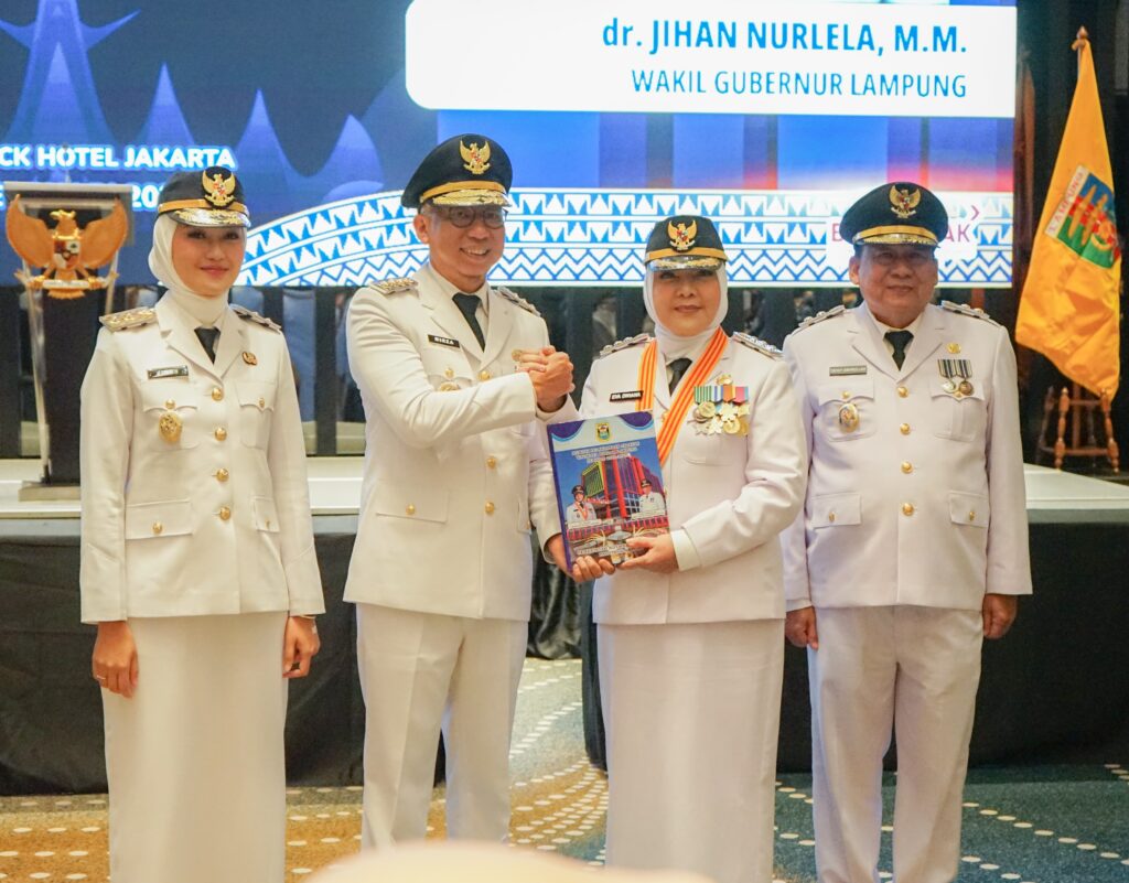 Gubernur Rahmat Mirzani Djausal dan Wagub Lampung, Jihan bersama Wali Kota dan Wakil Wali Bandarlampung Eva Dwiana dan Deddy Amarullah. (Istimewa)