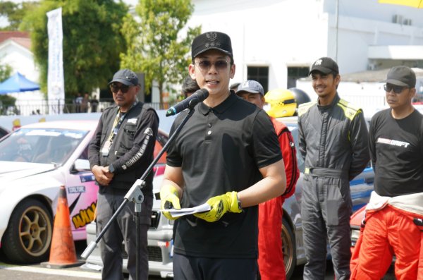 Bupati Egi memberikan kata sambutan IDS Sumatra 2026