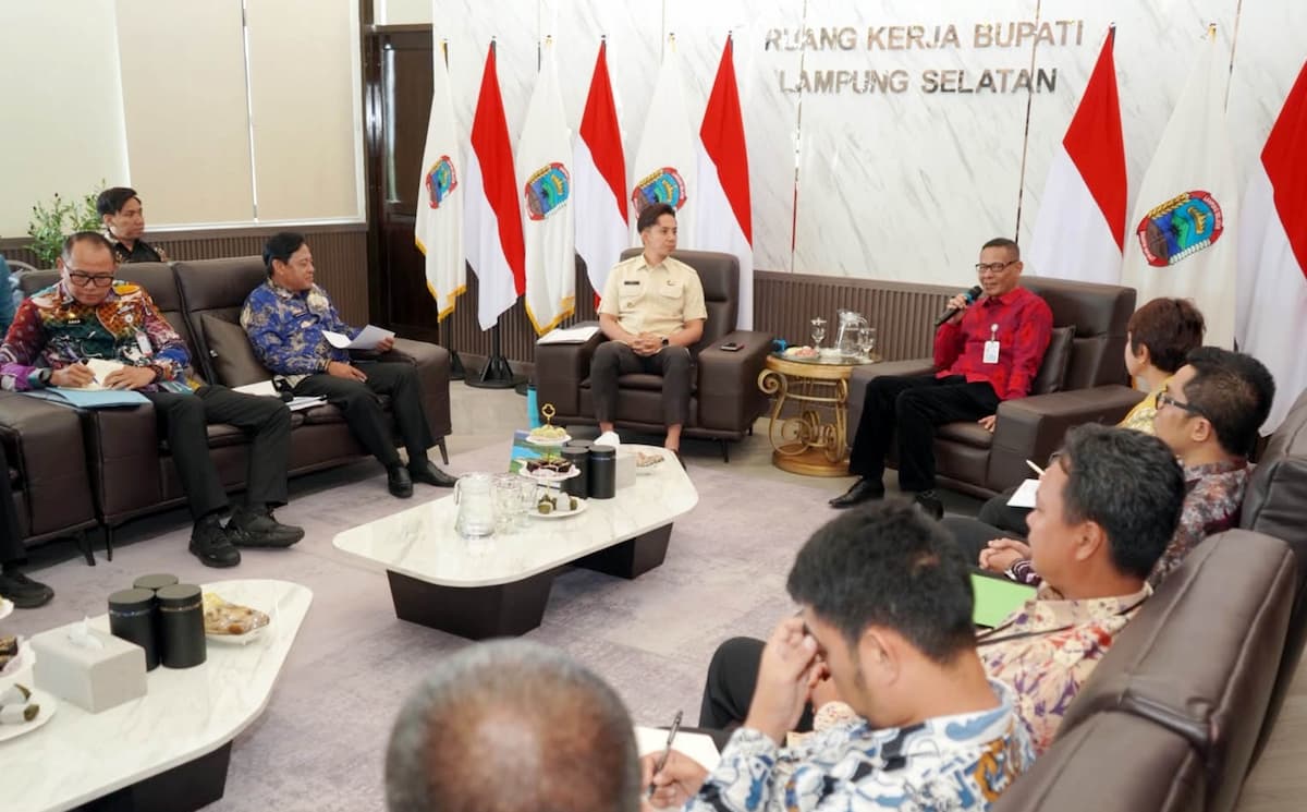Bupati Egi menerima audiensi Kanwil Kemenkumham Lampung