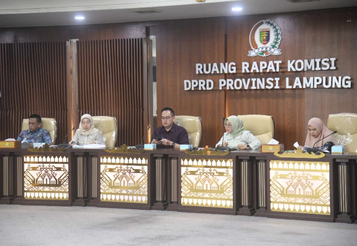 DPRD Lampung membahas laporan hasil Pansus terhadap LKPJ Kepala Daerah 2025