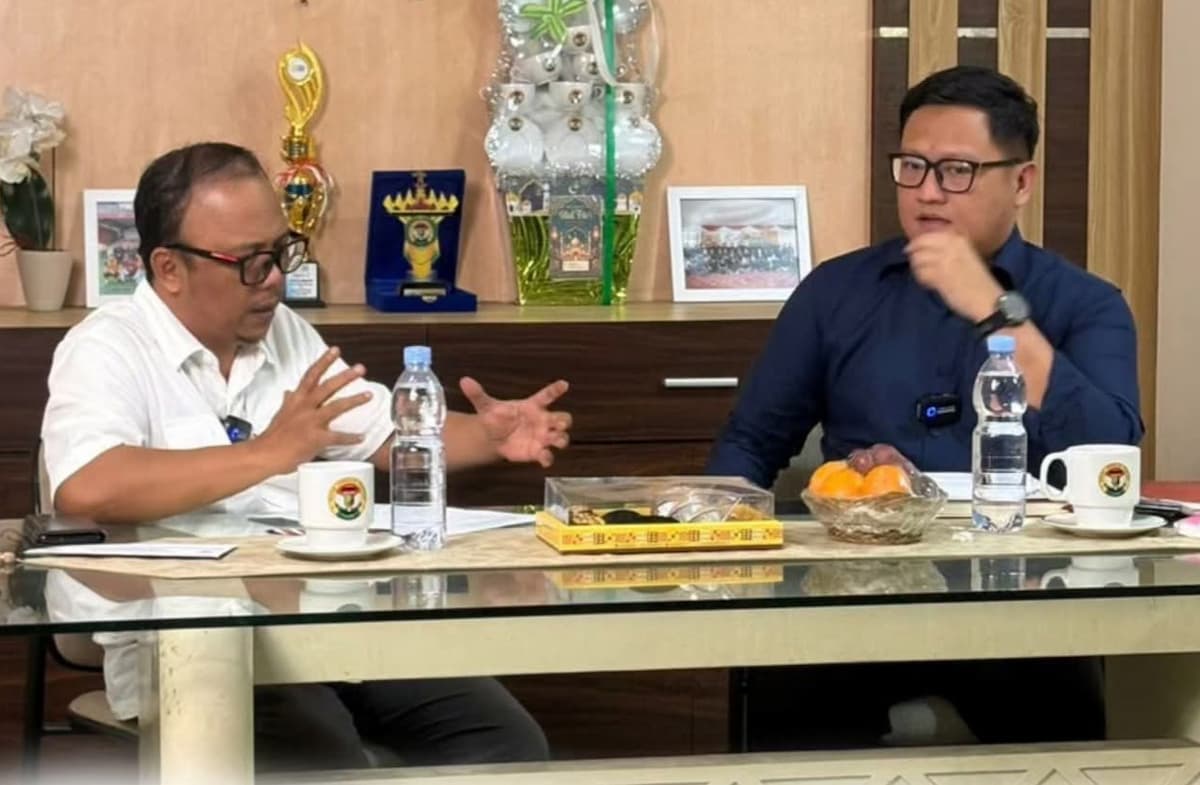 Ahmad Giri Akbar saat podcast IJP Lampung
