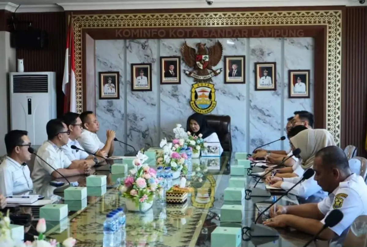 Eva Dwiana terima audiensi jajaran Bawaslu Lampung