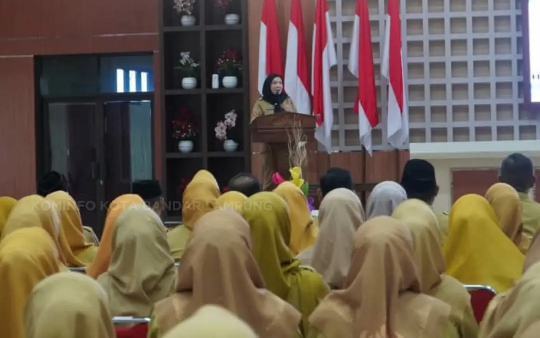 Eva Dwiana hadiri Rapat MKKS SD dan SMP di Aula Gedung Semergou