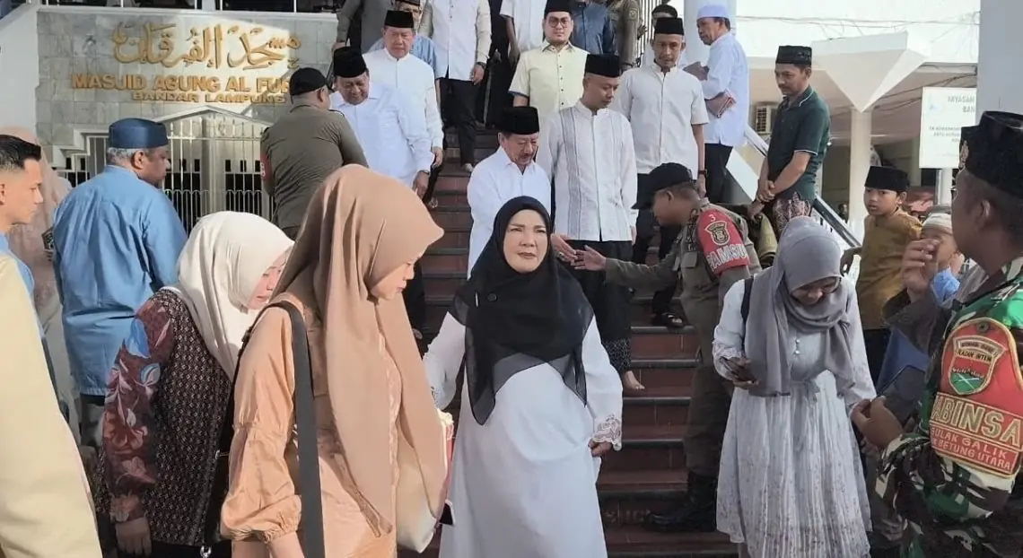 Eva Dwiana salat Iduladha 1447 Hijriah