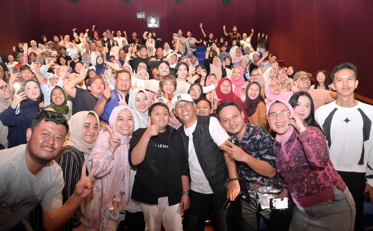Pemkab Lamsel dan masyarakat hadiri Gala Premiere film Jangan Buang Ibu di Bioskop MBK