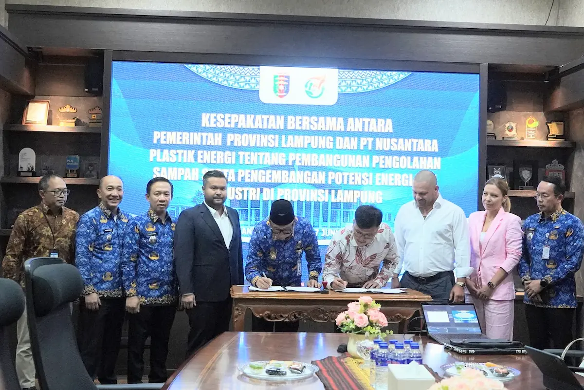 Gubernur Mirza Djausal teken MoU dengan PT NPE di Kantor Gubernur