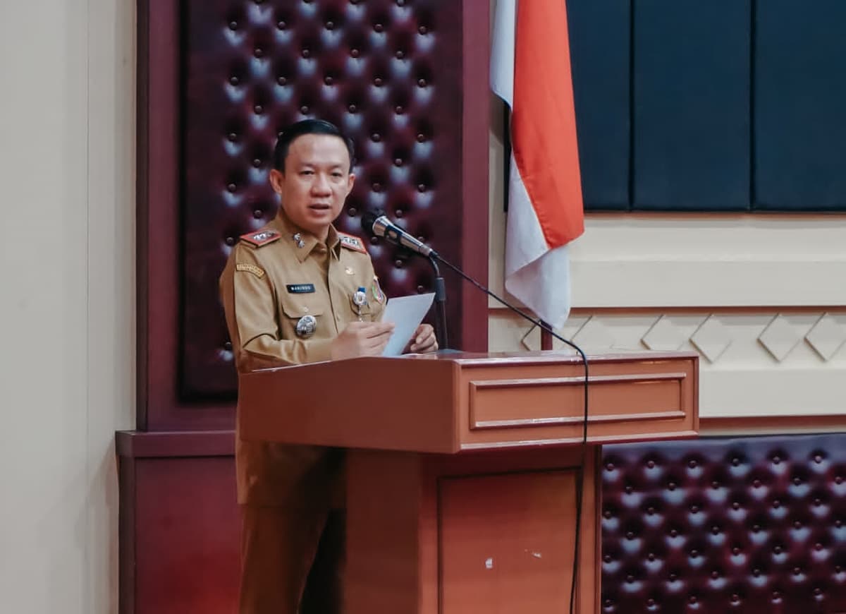 Sekdaprov Marindo Kurniawan buka sosialisasi review dokumen perencanaan pembangunan e-Review 2026 di Gedung Pusiban