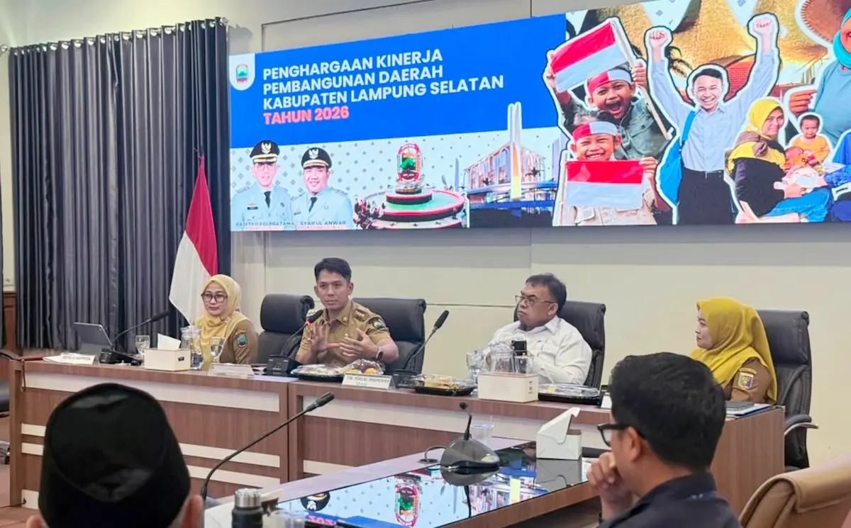 Bupati Lamsel Radityo Egi Pratama saat verifikasi faktual PKPD 2026 di Aula Rajabasa Kalianda