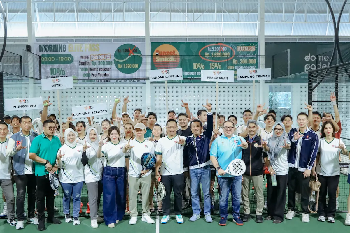 Sekdaprov Lampung Marindo Kurniawan membuka Kejurda Padel Lampung 2026 di Dome Sport Arena Bandarlampung