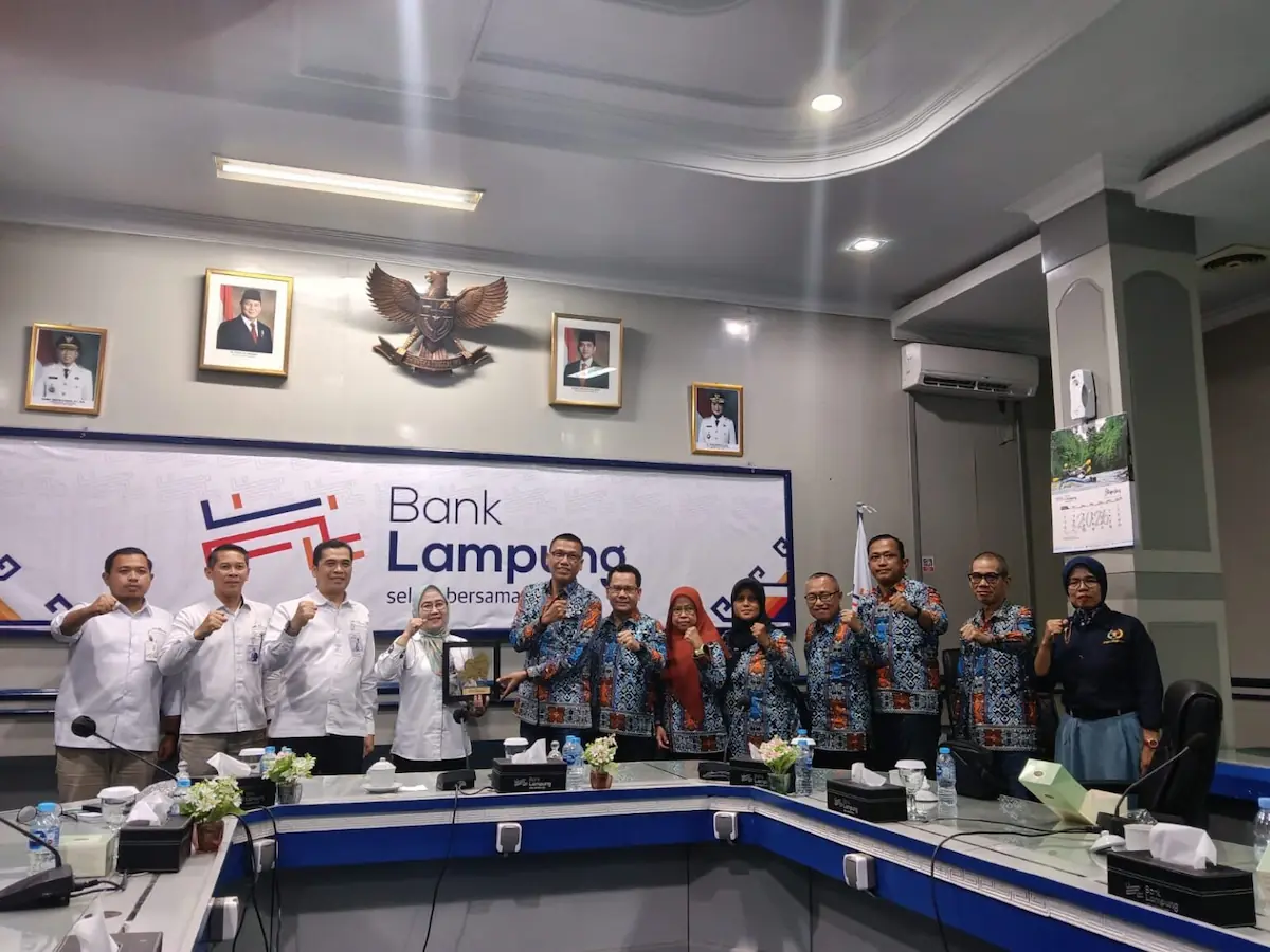 Dirut Bank Lampung Indra Merviana menerima kunjungan PWI Lampung di kantor pusat Bank Lampung, Bandarlampung