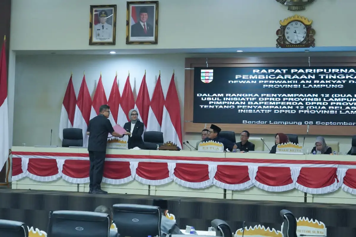 DPRD Lampung menggelar Rapat Paripurna membahas dua Raperda prakarsa Pemprov di Ruang Sidang DPRD
