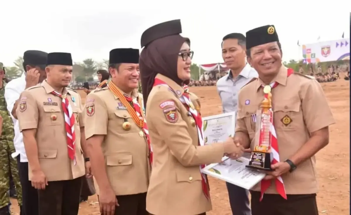 Anggota DPRD Lampung Wahrul Fauzi Silalahi menghadiri Apel Besar Hari Pramuka ke-65 di Lapangan Buperda Kota Baru