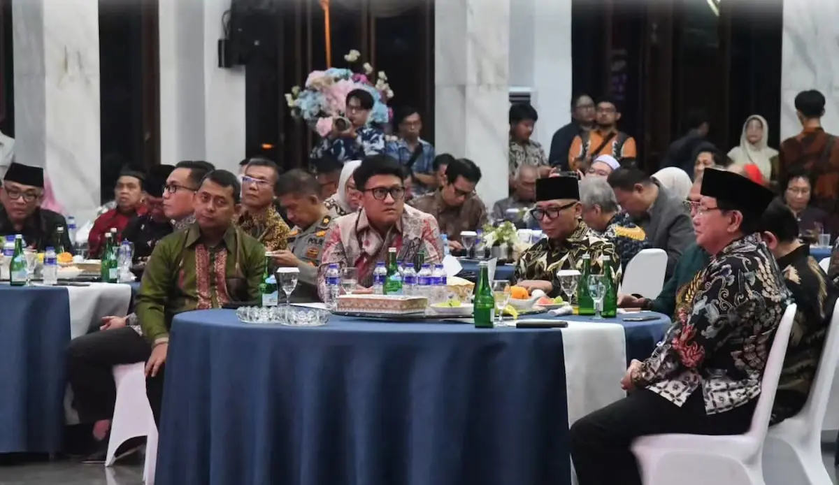 Ketua DPRD Lampung Ahmad Giri Akbar menghadiri silaturahmi dan ramah tamah bersama APTISI Wilayah II-B Lampung di Aula Mahan Agung
