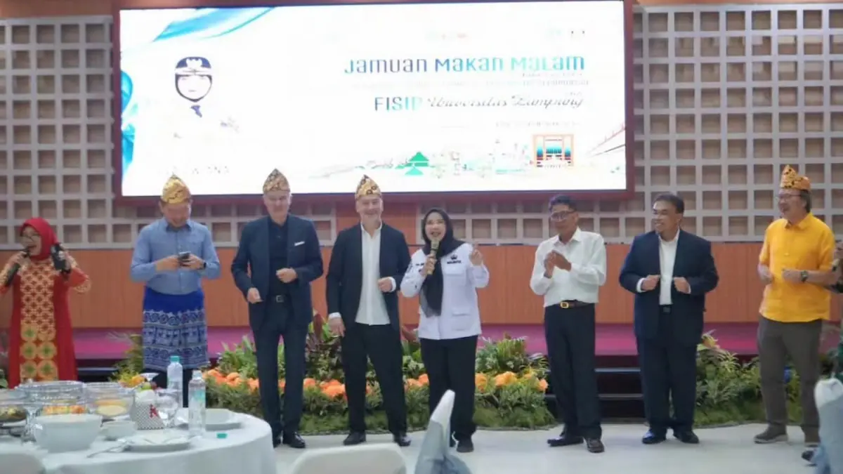 Wali Kota Bandarlampung Eva Dwiana menghadiri jamuan makan malam Summer School, IICIS 2026 dan DSA Indonesia di Aula Semergou