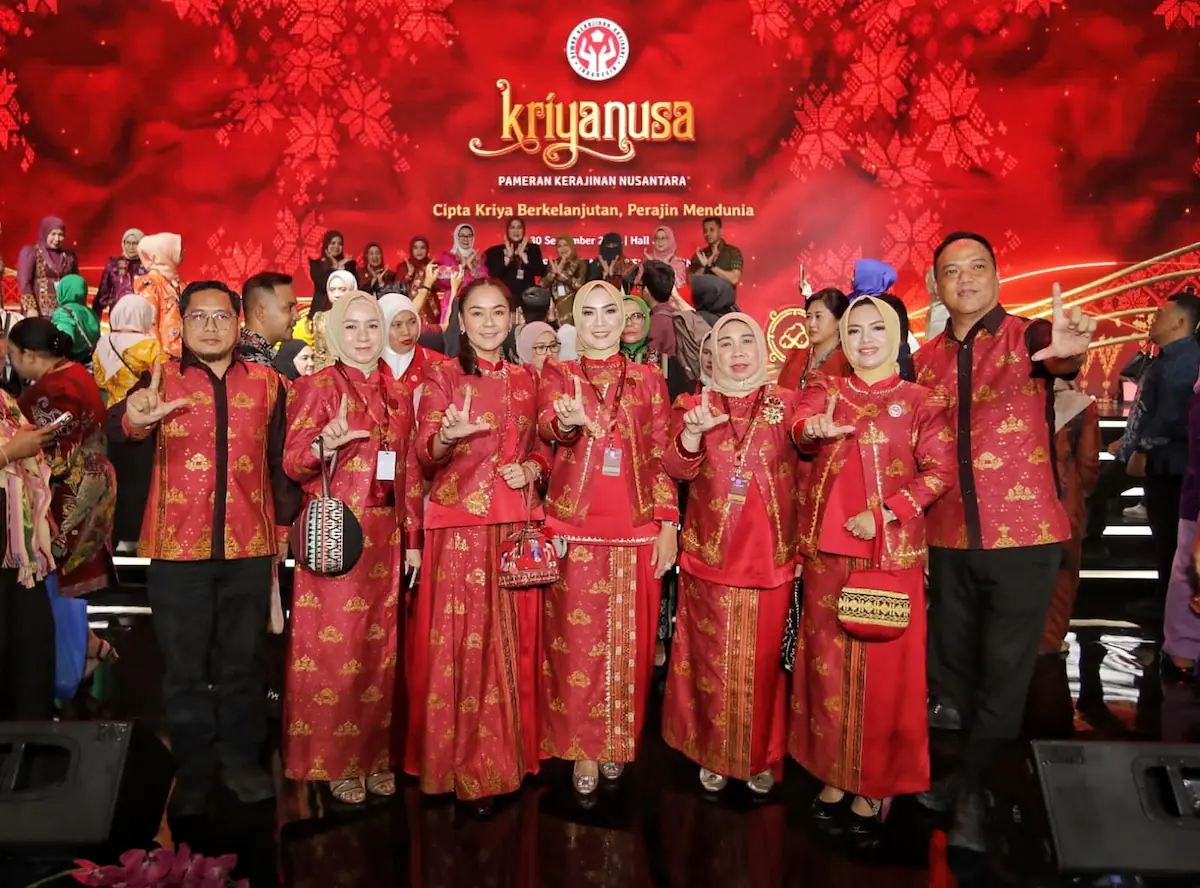 Ketua Dekranasda Lampung Purnama Wulan Sari menghadiri Pameran Kriyanusa 2026 di JICC
