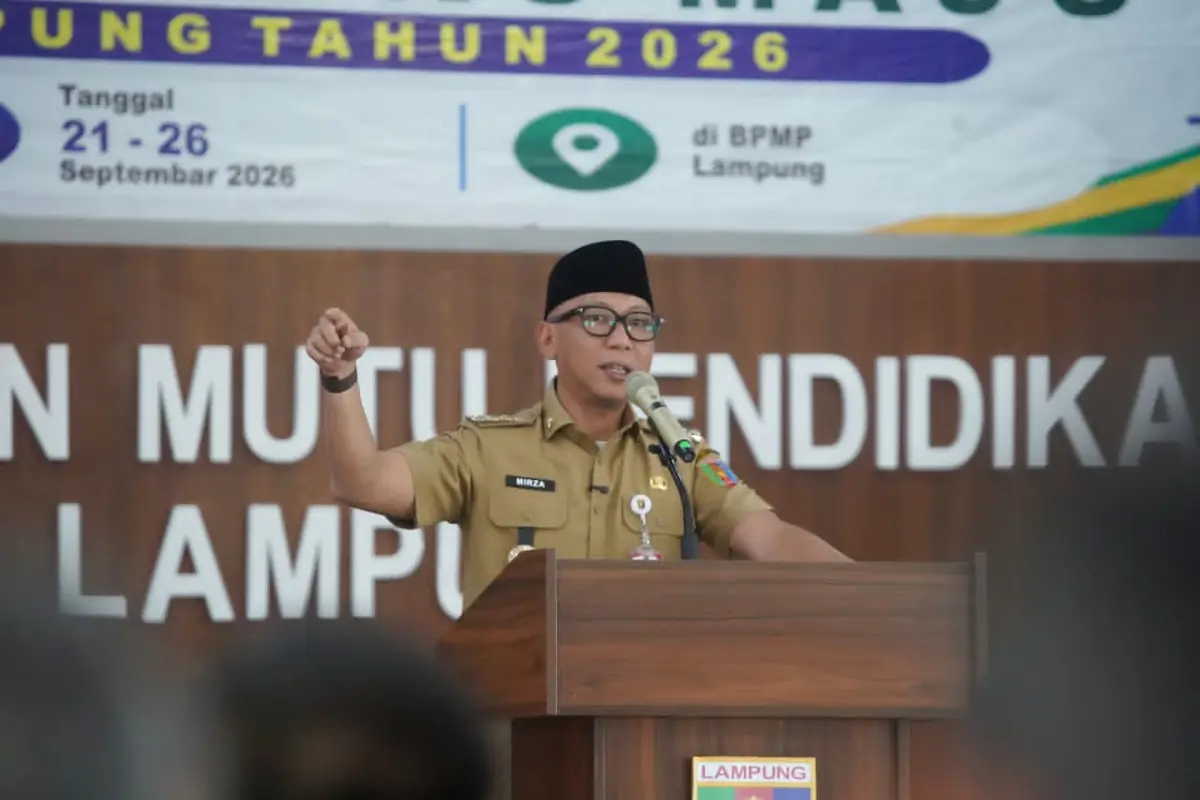 Gubernur Lampung Rahmat Mirzani Djausal membuka bimtek Peningkatan Kapasitas BUMDes dalam pelaksanaan Program Desaku Maju di Balai BPMP Lampung