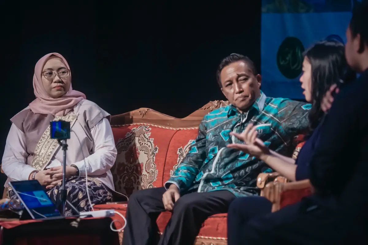 Kepala Dinas Diskominfotik Lampung Ganjar Jationo menjadi narasumber Seminar Pekan Tuli Internasional 2026 di Theater Taman Budaya Lampung