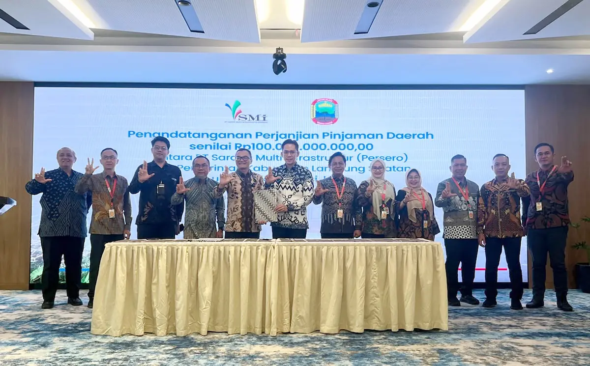 Penandatanganan Perjanjian Pinjaman Daerah itu antara Bupati Lamsel Radityo Egi Pratama dan Direktur PT SMI Faris Pranawa di Aula PT SMI, Gedung Sahid Sudirman Center, Jakarta Pusat