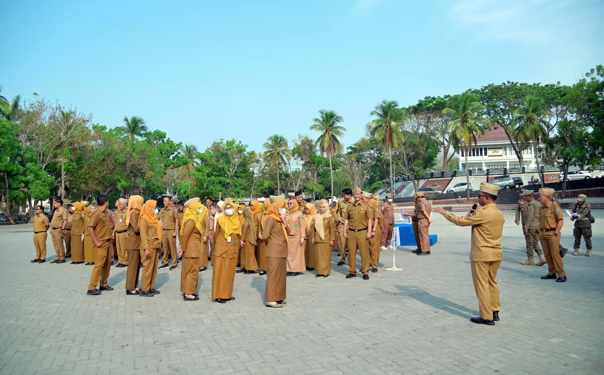 Pemkab Lamsel menerapkan sidak acak usai apel mingguan, Senin 28 September 2026, sebagai langkah menjaga disiplin ASN