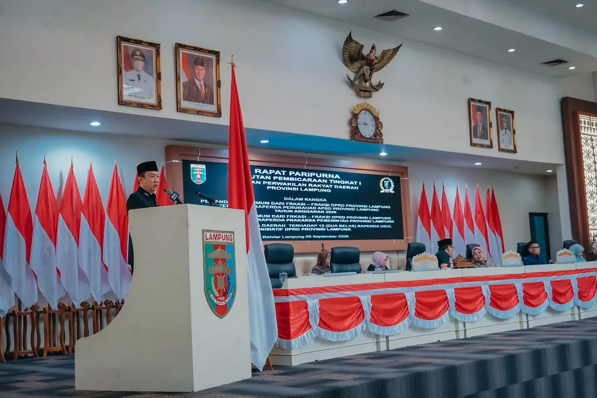 Sekdaprov Lampung Marindo Kurniawan menghadiri Rapat Paripurna DPRD Lampung di Ruang Sidang DPRD