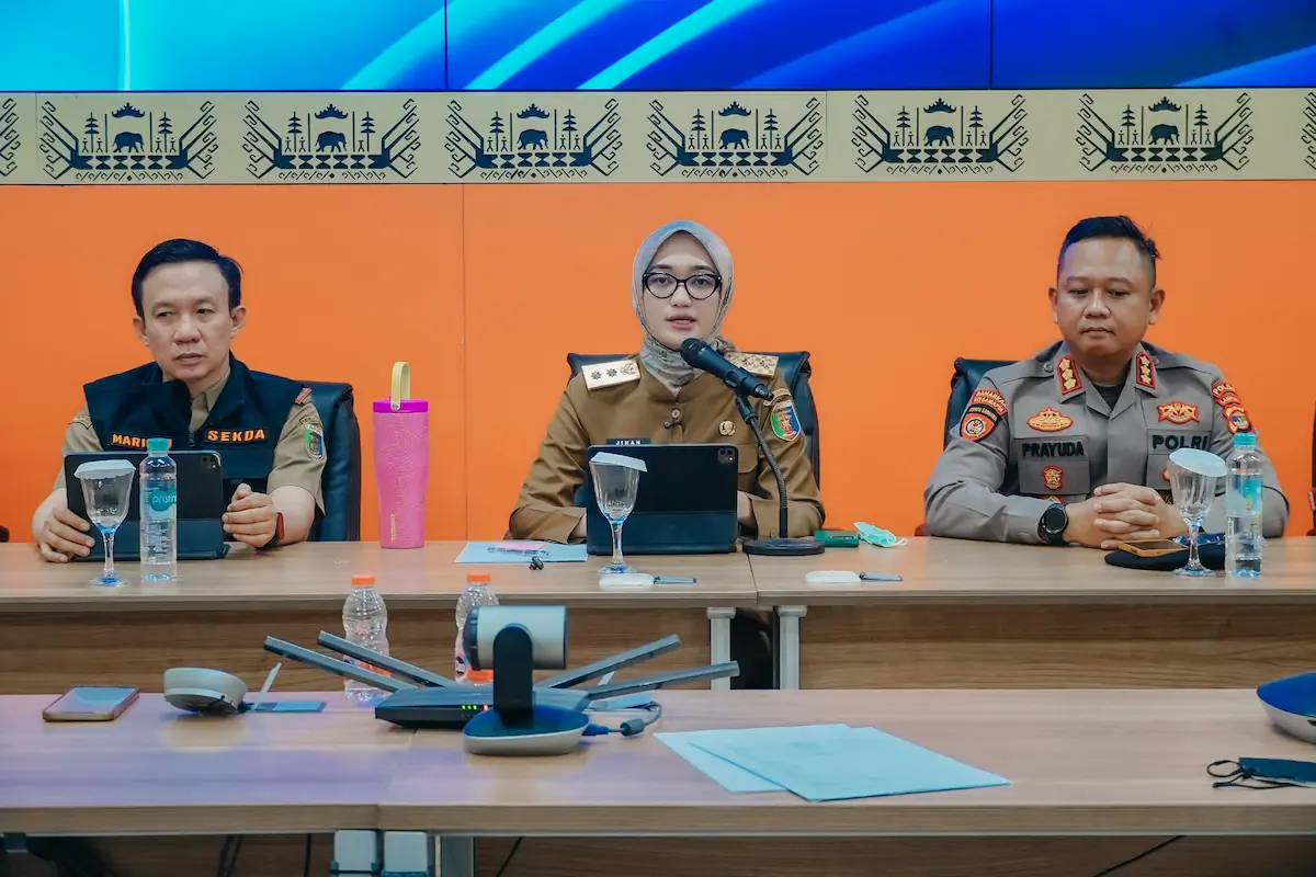 Wagub Lampung Jihan Nurlela saat konferensi pers di Ruang Pusdalops BPBD Lampung