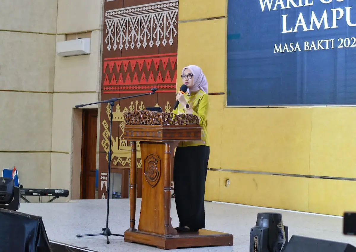 Wagub Lampung Jihan Nurlela memotivasi Gerakan Ekonomi Kebersamaan Komunitas Megapro Affiliate PT GMA di Auditorium Poltekkes Bandarlampung