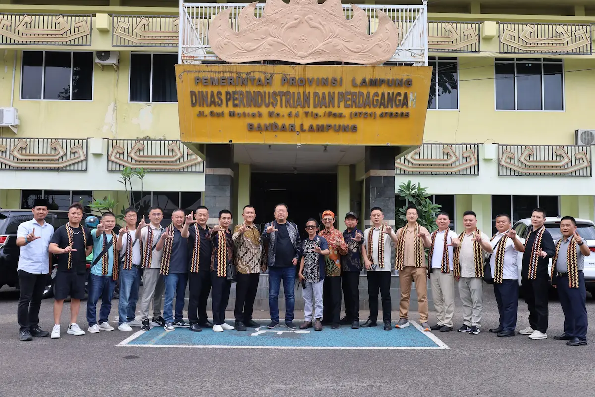 Disperindag Lampung menerima kunjungan 13 delegasi perdagangan asal Tiongkok di Bandarlampung