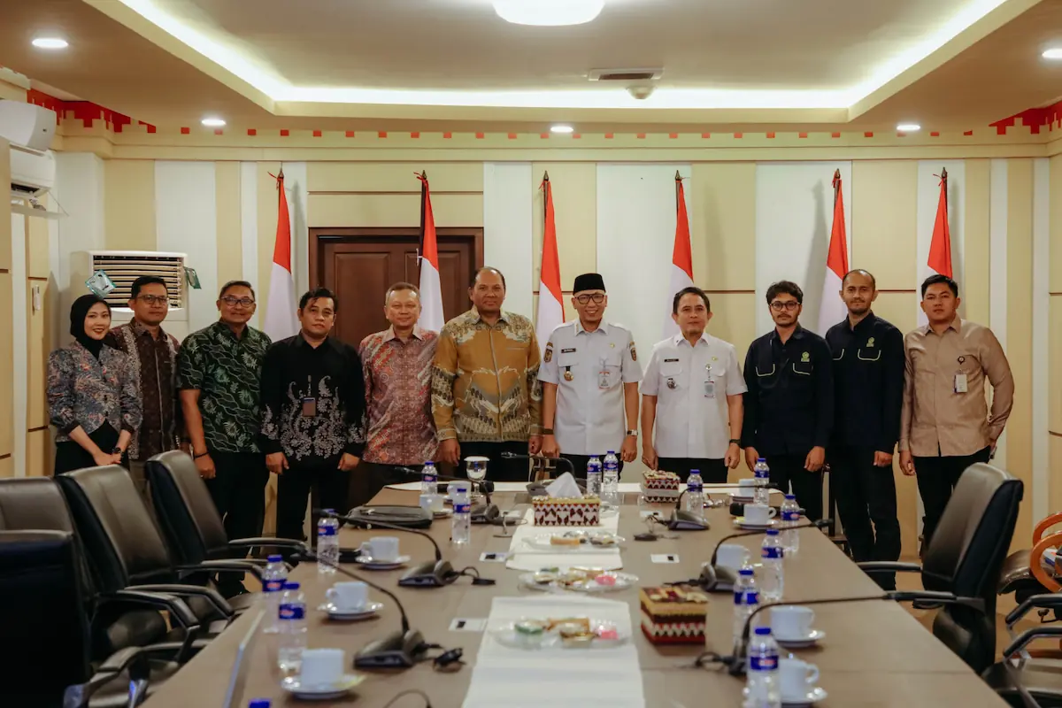 Gubernur Lampung Rahmat Mirzani Djausal menerima audiensi PT SERB bersama Kementerian ESDM dan PT PLN di Ruang Rapat Sakai Sambayan, Kantor Gubernur