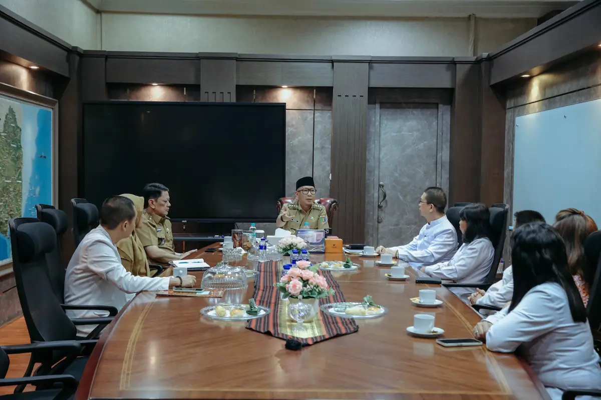 Gubernur Lampung Rahmat Mirzani Djausal menerima kunjungan kerja LPTG Provinsi Lampung di Ruang Kerja Gubernur