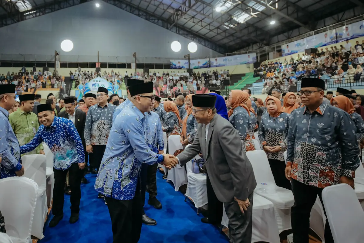 Gubernur Lampung Rahmat Mirzani Djausal menghadiri pembukaan MTQ ke-53 Lampung 2026 di GOR Way Handak, Kalianda, Lampung Selatan.