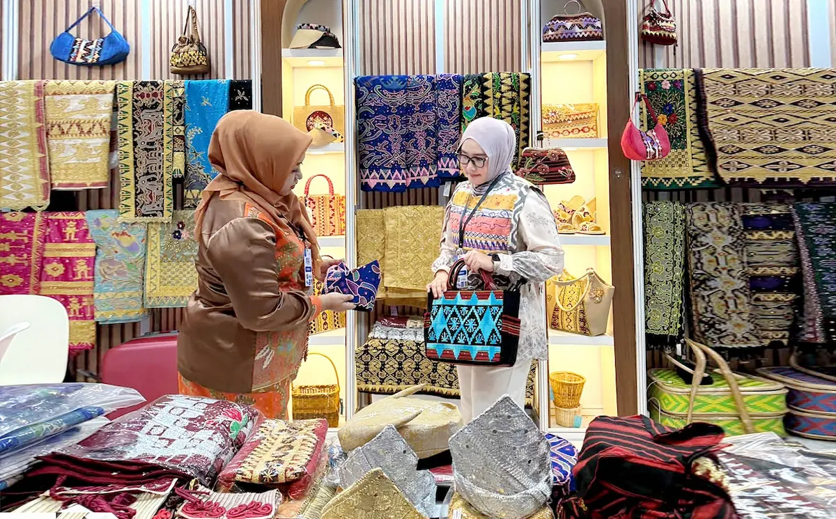 Produk kerajinan unggulan Lampung Selatan tampil di The Jakarta International Handicraft Trade Fair 2026
