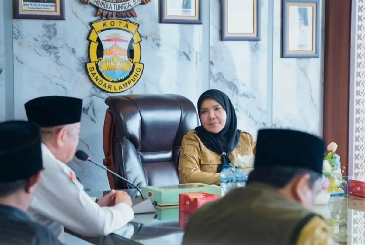 Wali Kota Bandarlampung Eva Dwiana menerima audiensi pengurus NU Kota Bandarlampung di Ruang Rapat Wali Kota.